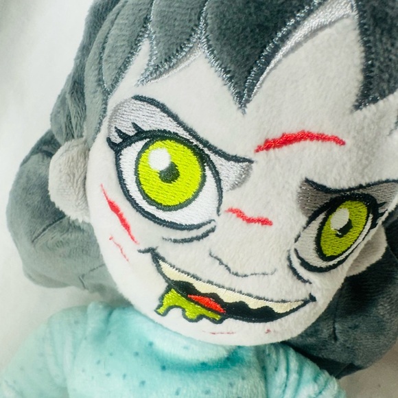 NWT Exorcist Regan Plush Squeaky Dog Toy Horror Movie Collectible Fetch For Pets - Picture 2 of 3